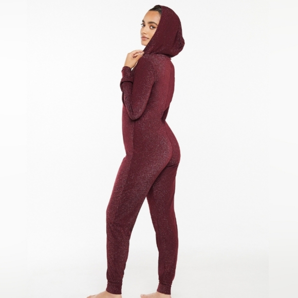 Savage Fenty Jumpsuit Large Hooded Burgundy Metallic Sleep and Shine‎ Comfort - Picture 1 of 16